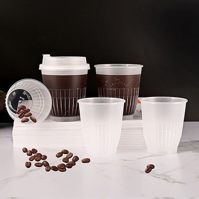Ein guter Preis. Wärmebeständige Milch-Tee-PP-Kunststoffbecher 80mm 90mm Durchmesser Langlebig Online