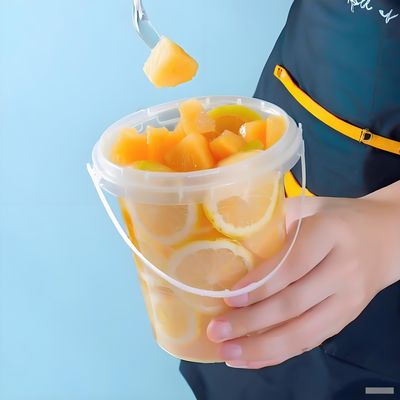 1000ml 32oz Disposable Cup Plastic Buckets with Lid and Handle for Fruit Beverage Packaging