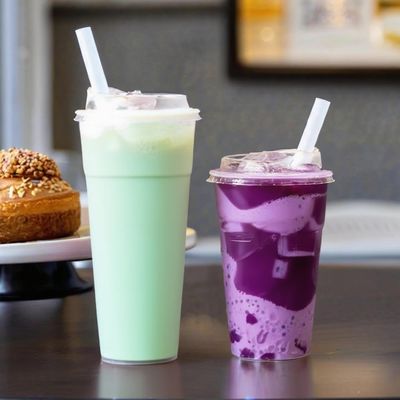 Wholesale Custom logo Smoothie PP Hard Plastic Cup with love Stopper Plastic Lid