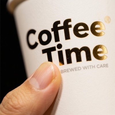 OEM Disposable White Kraft Paper Coffee Cup Custom Logo Wrapping Gold Foil Hot Stamping Paper Cups